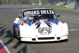 Jorge Ruscalleda terminó con el auto bastante dañado en la última fecha de la Clase B. Lo reconstruirá y volverá a fin de año a las pistas.