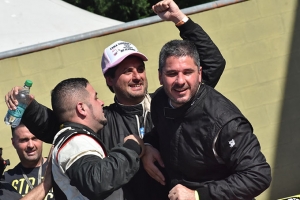 Los hermanos Caggiano festejan el podio conseguido en la 10º fecha del año.