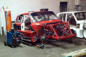 El Ford Falcon en plena etapa de preparación con el que Martin Benegan espera el ansiado debut en la Clase B del Procar4000 el 24 de Abril en el Coliseo Porteño.