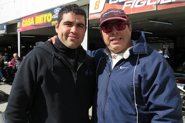Oscar Figueroa (derecha) se prepara para volver a la Clase A del Procar4000 el próximo 2 y 3 de Noviembre en en La Plata.