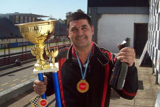 Martin Cornet no para de ganar en la Clase B del Procar4000 y con la Chevy del Durante Competición domina con una buena diferencia en la punta del torneo.