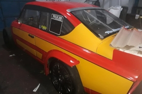 Con este Fiat 125 Coupe Emiliano Savona debutará en el Procar2000 en el Mouras de La Plata.