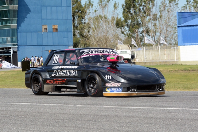 Christian Siano y el Ford N° 111 debutaron en la Clase B del Procar4000 y van por la consolidación en la segunda el 28/4.