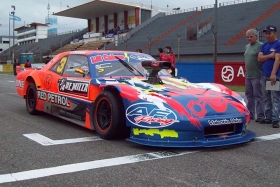 &quot;Guille&quot; quiere su segunda victoria consecutiva en la temporada 2016 y hoy arrancó con el pie derecho el fin de semana al quedarse con la pole a bordo de la Dodge Nº 3.