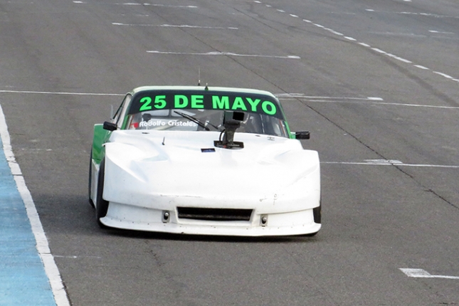&quot;Juani&quot; se sigue adaptando a la Chevy de la Clase A
