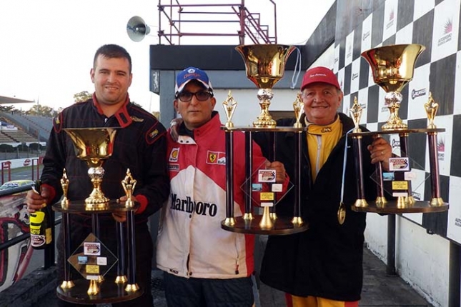 El podio de la Clase A 4º fecha: 1º Guillermo Ferrón, 2º Jorgito Panella y 3º Armando Ciccale.