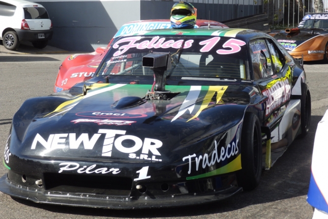 Adrian Ciocci logró la pole por segunda vez consecutiva en la Clase B con la &quot;Jamaiquina&quot; Campeona 2014.