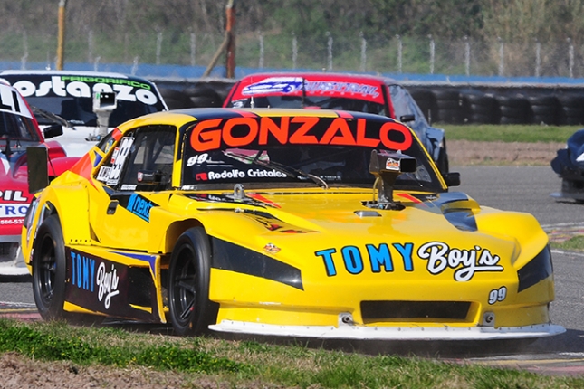 Gonzalo ganó su primera carrera en la Clase B del Procar4000 y pasó al 8° puesto en el campeonato con 128 puntos.