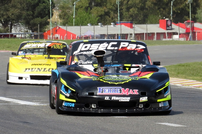 Roni Caggiano volvió y ganó en la Clase B. Con el Ford se quedó con la segunda carrera en el Gálvez.