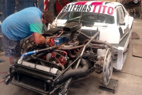 La Chevy de Morrone en etapa de preparación en el taller de Los Mellizos en la previa de la 1º fecha de la temporada 2018.