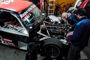 El Suan Performance trabaja en la Chevy N° 41 para el regreso que será el 24 y 25 de Julio en el Circuito 6 del Gálvez.