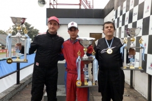 El podio de la Clase B 5° fecha GP Bicentenario Procar4000: 1° Nahuel Fucci, 2° Daniel Gil y 3° Nelson Castejurry.