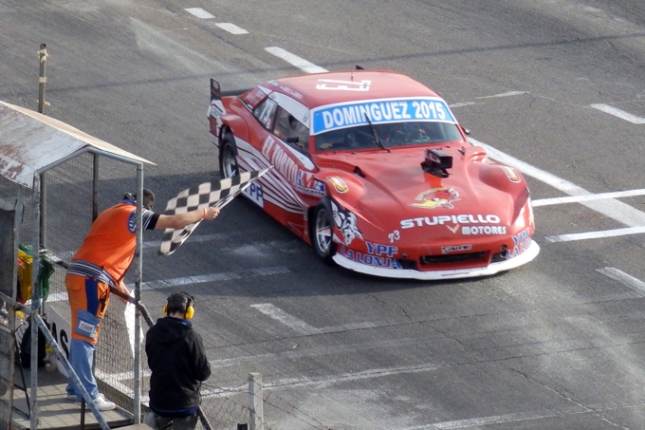 Martin Cornet está a 6 puntos de conseguir el título en la Clase B con la Chevy del Durante Competición y lo puede lograr el fin de semana.