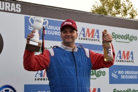 Alejandro Mezzamico logró la victoria junto a &quot;Juani&quot; Eguía en la primera carrera con invitados de la Clase B.