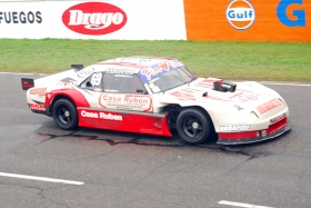 Diego Chao ganó, sumó y se escapó en la punta del campeonato de la Clase A del Procar4000.