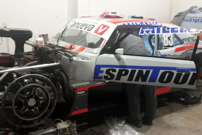 La Chevy de Adrián Mastronardi en plena preparación para la operación retorno en 2021.