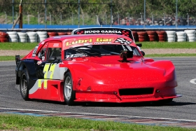 Jorge Moretta ganó por primera vez en la Clase B del Procar4000 con la Chevy Nº 77.