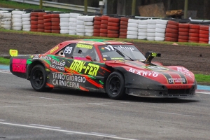 La Dodge con motor convencional que puso en pista Daniel Carini en la última fecha.