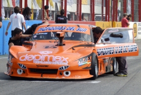 Leonardo Olmos tiene la mente puesta en pelear por el campeonato en la Clase A con el mismo auto y equipo con el que dio batalla en el 2014.