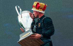 ROSSI, VENCEDOR Y BI CAMPEÓN