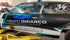 MANEIRO RENUEVA SUS EXPECTATIVAS CON UN FORD TAUNUS.