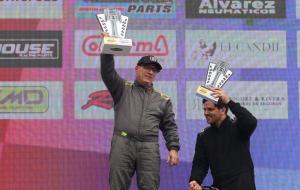 HUGO ESPINOSA FESTEJÓ DESDE LO MÁS ALTO EN LA FINAL