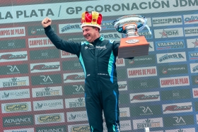 BELHART/GONZALEZ LOS MASTER DE CLASE B Y LUIS MAGGINI EL MASTER DE CLASE A.