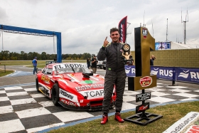 PASCUALE EL DUE&Ntilde;O DE LA POLE.