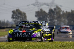 UN ESCUDERO DE FORD QUE RETORNA EN LA CLASE A