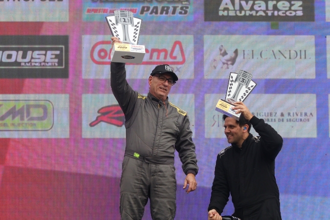 HUGO ESPINOSA FESTEJ&Oacute; DESDE LO M&Aacute;S ALTO EN LA FINAL