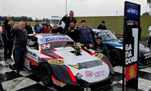 CARLITOS PEREZ EL ESCUDERO DE DODGE EN LA CLASE B.